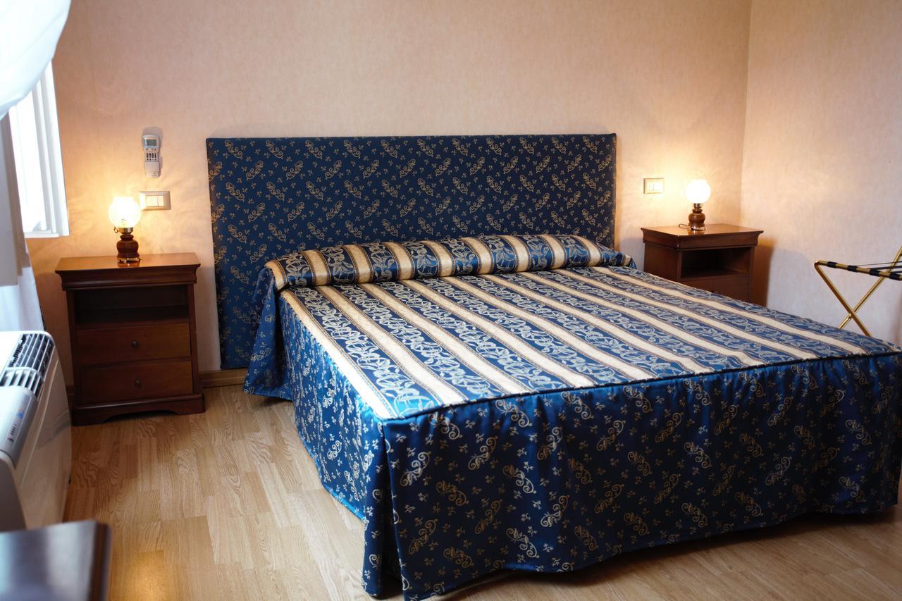 Bed and Breakfast Residenza Matilde Рим Экстерьер фото