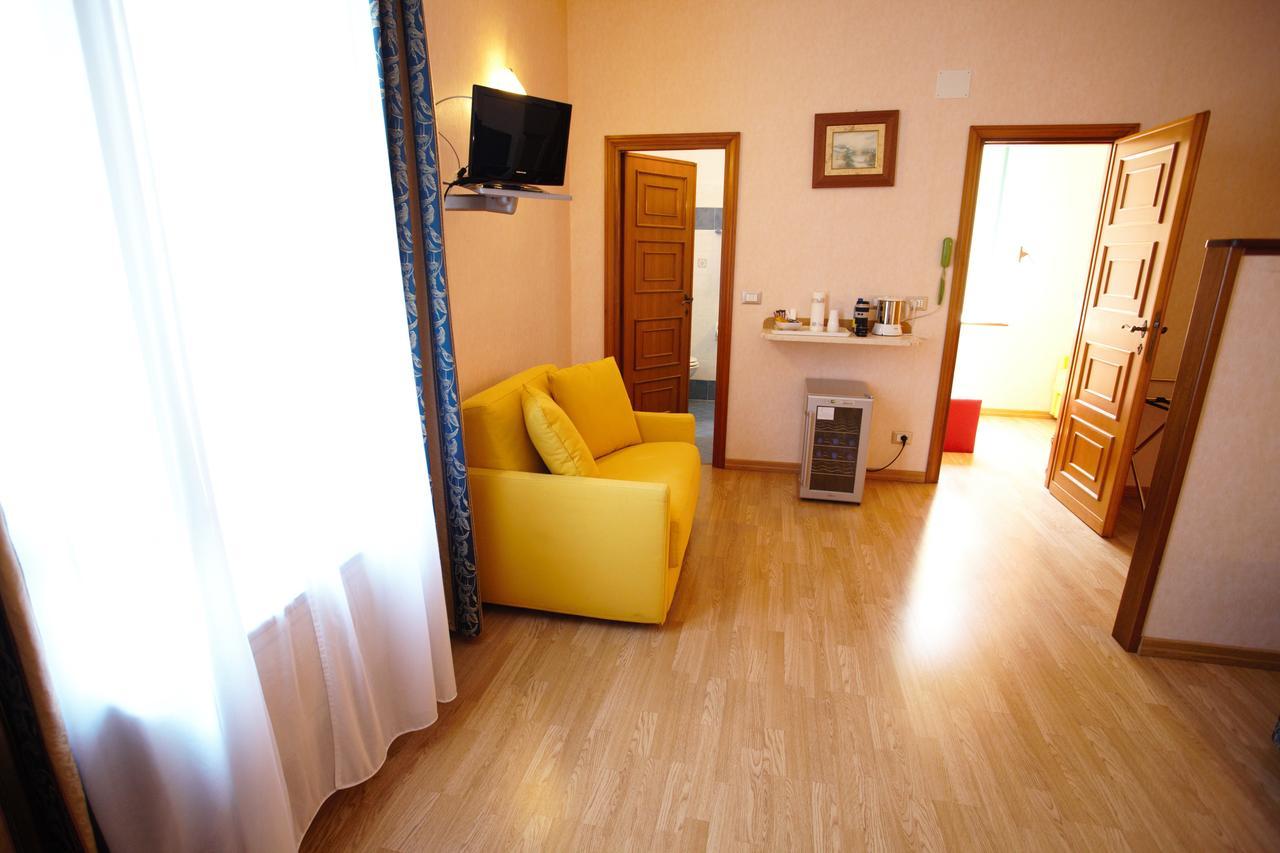 Bed and Breakfast Residenza Matilde Рим Экстерьер фото